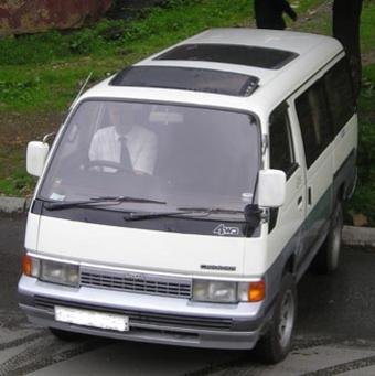 Nissan urvan 4wd #5